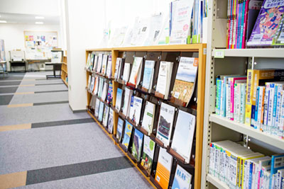 図書・情報センター